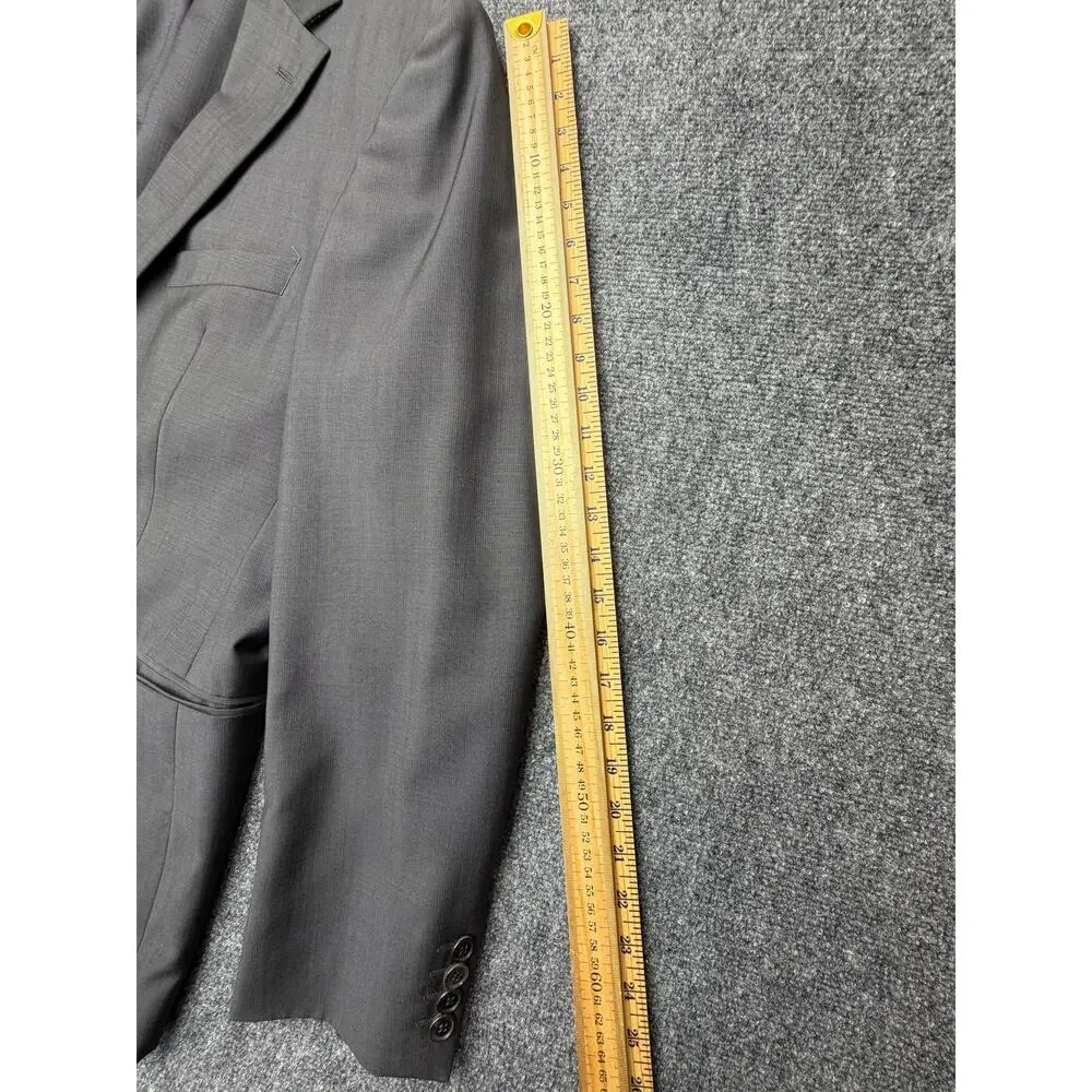 BOSS Hugo Boss Blazer 42R Gray 100% Virgin Wool 2 Button Made Turkey